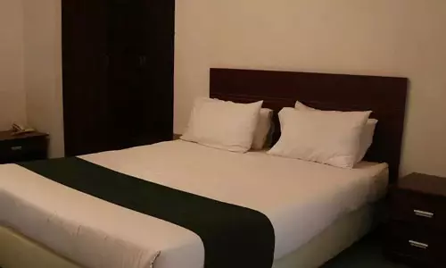 هتل گامبرون کیش